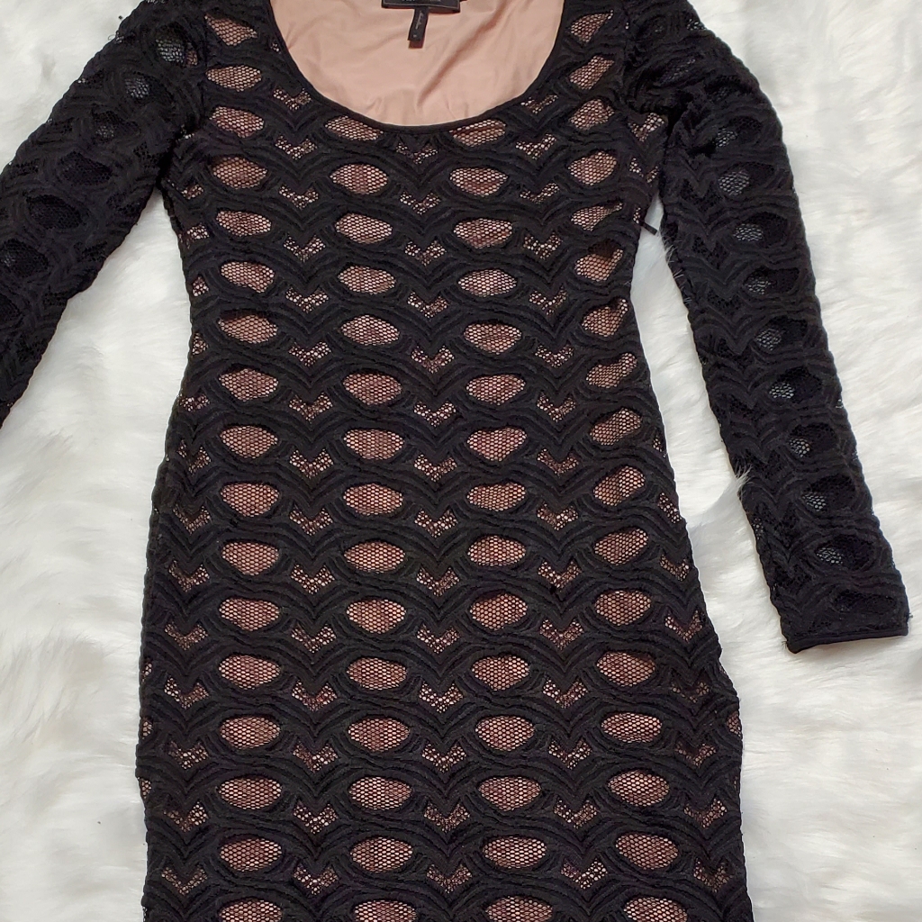Bcbgmaxazria Dress Sz M. Worn Once And In Good Condition